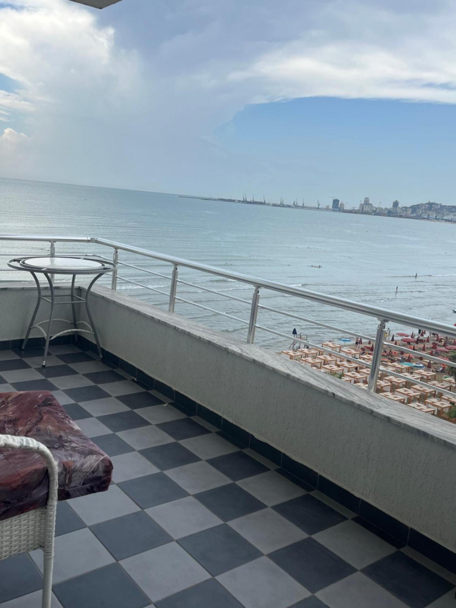 Sun, Sea And Serenity - Beachfront With Sunset Views And Soothing Waves * Durrës